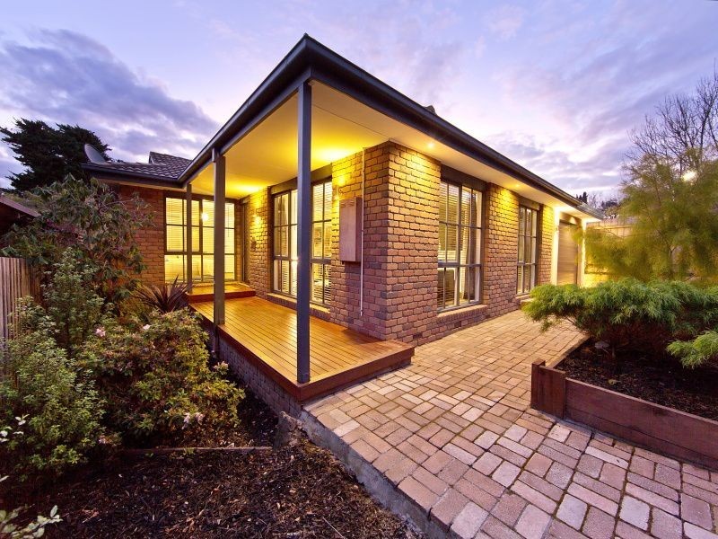 28 Greenacres Court, Langwarrin VIC 3910