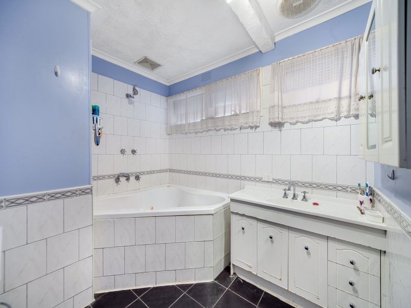 13 John Street, Langwarrin VIC 3910