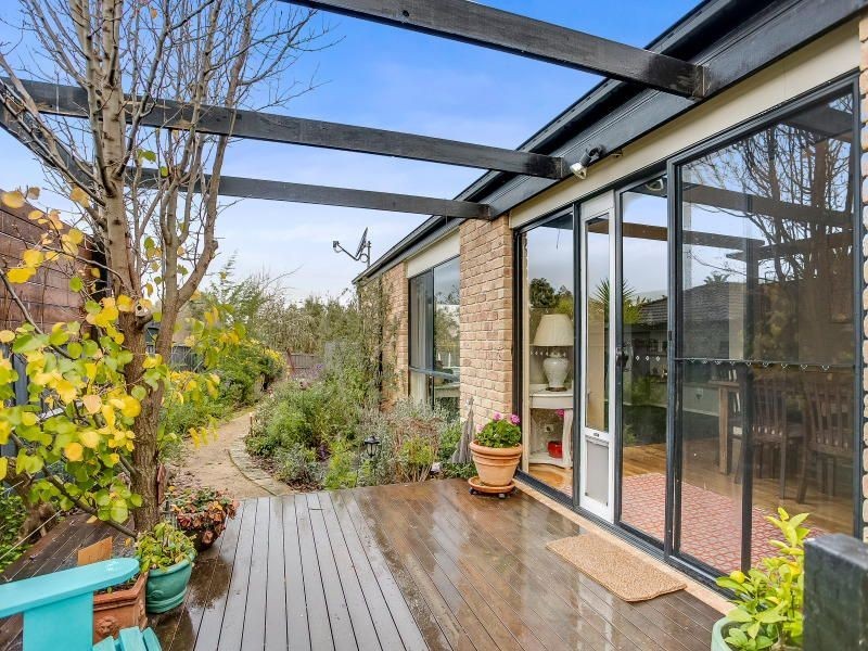 6 Collina Court, Langwarrin VIC 3910