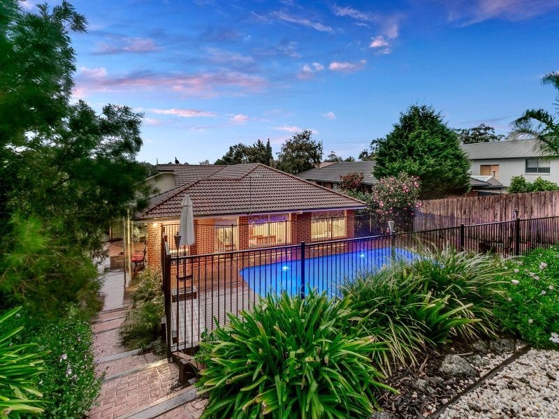44 Cotoneaster Way, Langwarrin VIC 3910
