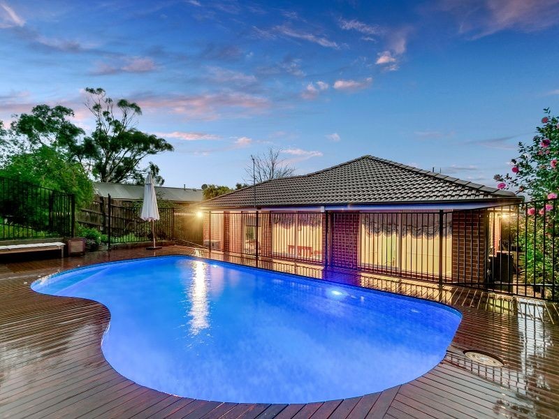 44 Cotoneaster Way, Langwarrin VIC 3910