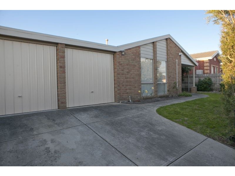 15 Protea Street, Carrum Downs VIC 3201