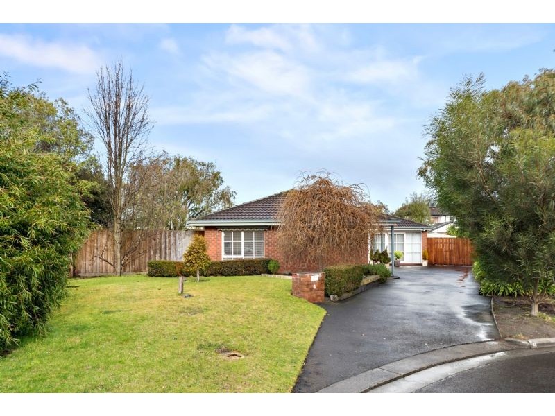 4 Gretel Court, Frankston VIC 3199