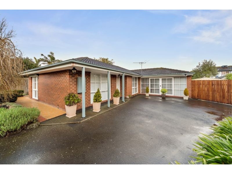 4 Gretel Court, Frankston VIC 3199