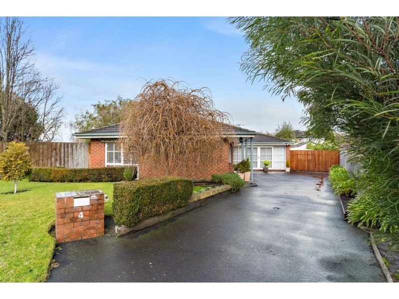 4 Gretel Court, Frankston VIC 3199