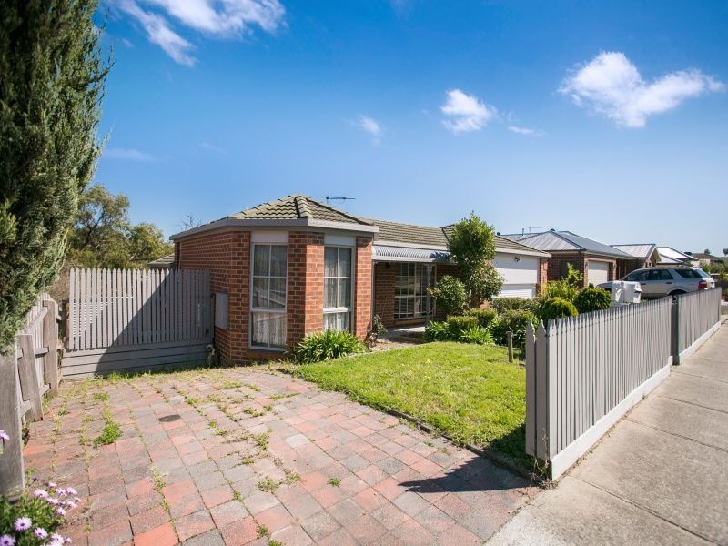 37 Lexton Drive, Langwarrin VIC 3910