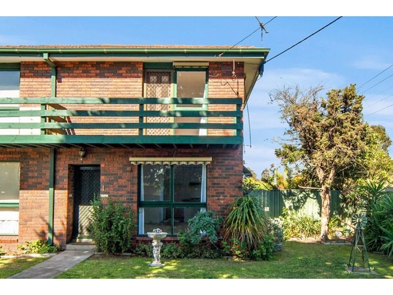 1/14 Carder Avenue, Seaford VIC 3198