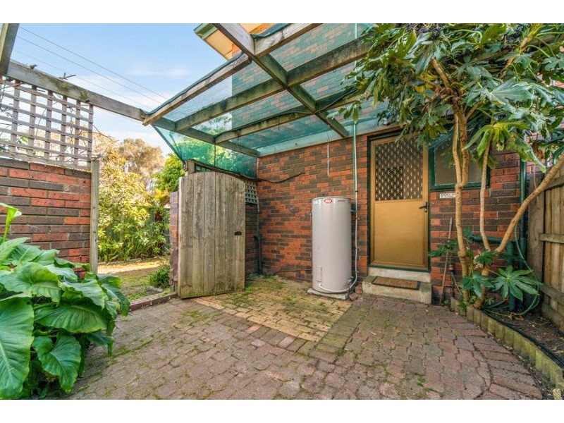 1/14 Carder Avenue, Seaford VIC 3198