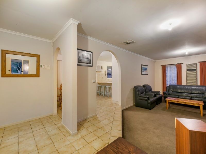 13 Beacon Drive, Langwarrin VIC 3910