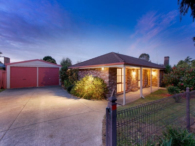 13 Beacon Drive, Langwarrin VIC 3910