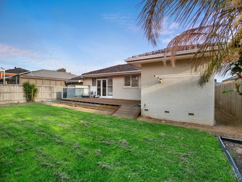 55 Chardonnay Drive, Skye VIC 3977