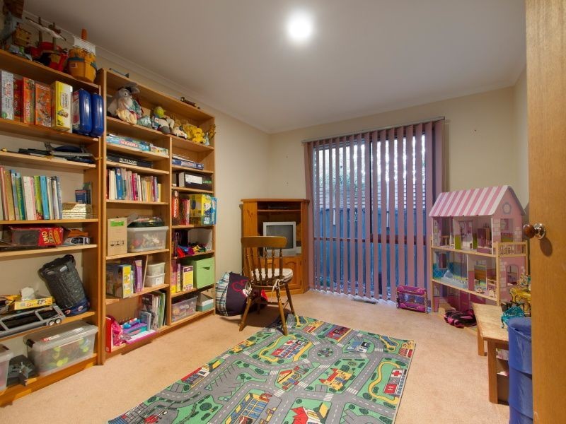 9 Burgess Drive, Langwarrin VIC 3910