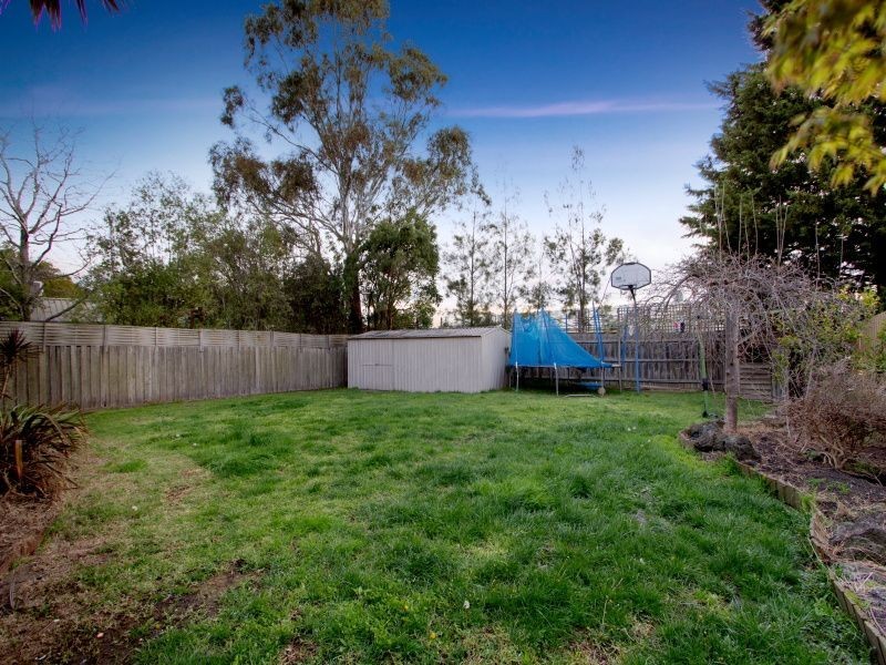 9 Burgess Drive, Langwarrin VIC 3910
