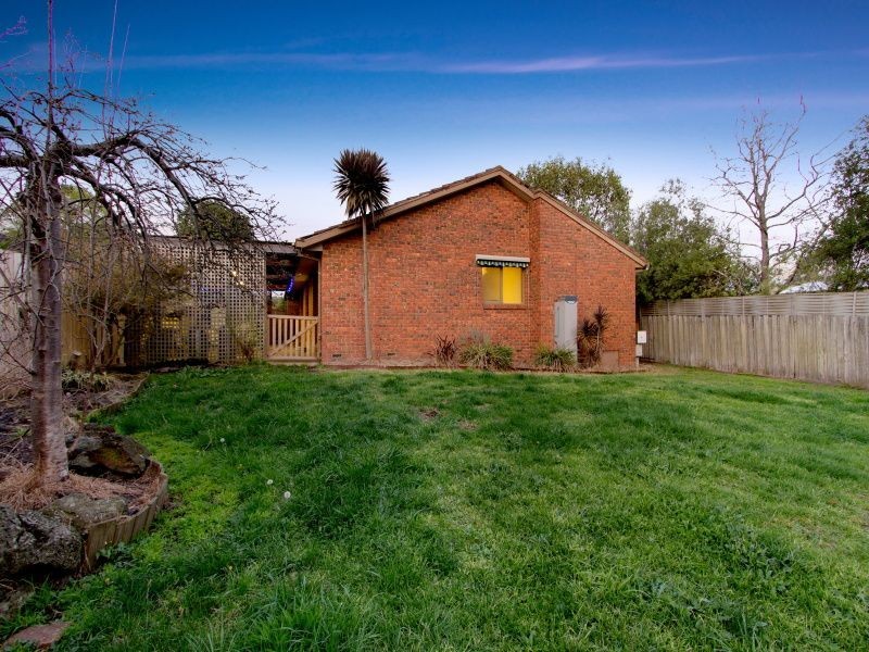 9 Burgess Drive, Langwarrin VIC 3910