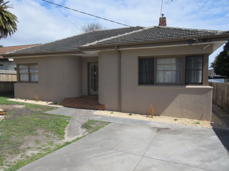 7 McMahons Road, Frankston VIC 3199