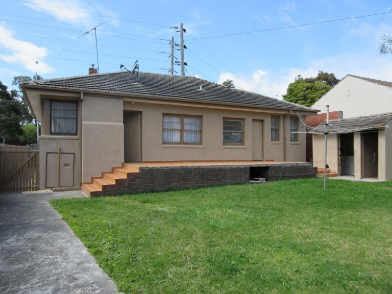 7 McMahons Road, Frankston VIC 3199