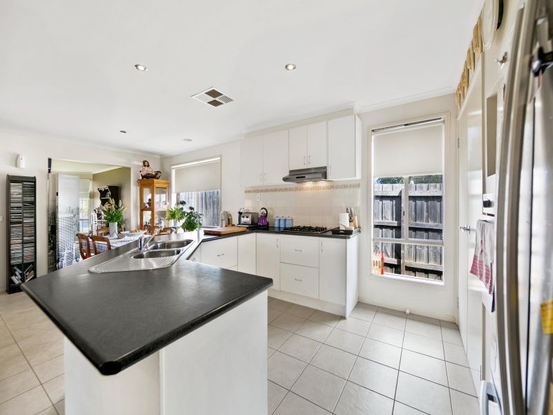 35 Trinity Drive, Langwarrin VIC 3910