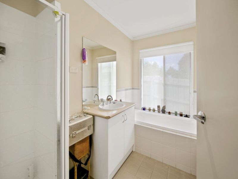 35 Trinity Drive, Langwarrin VIC 3910