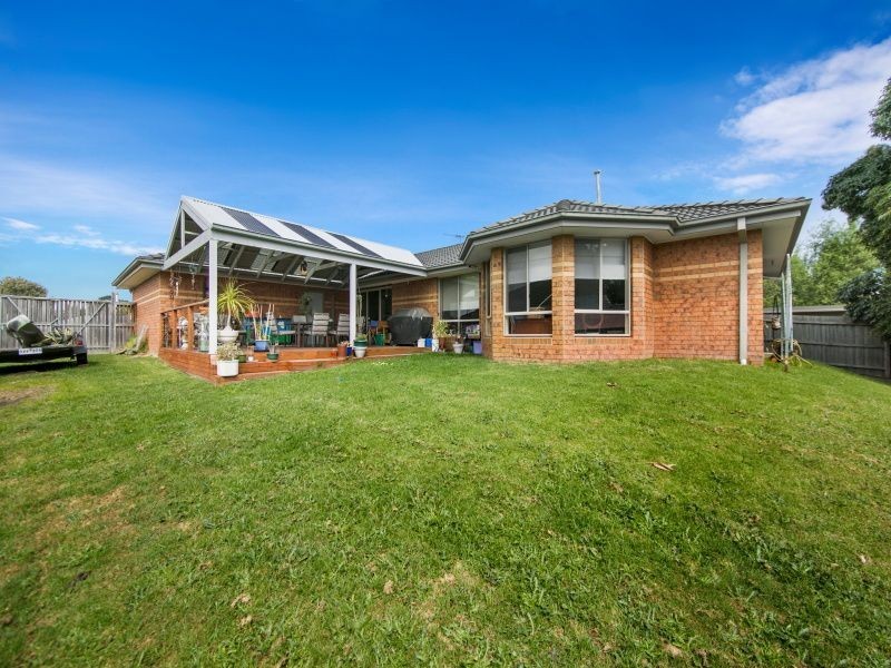 35 Trinity Drive, Langwarrin VIC 3910
