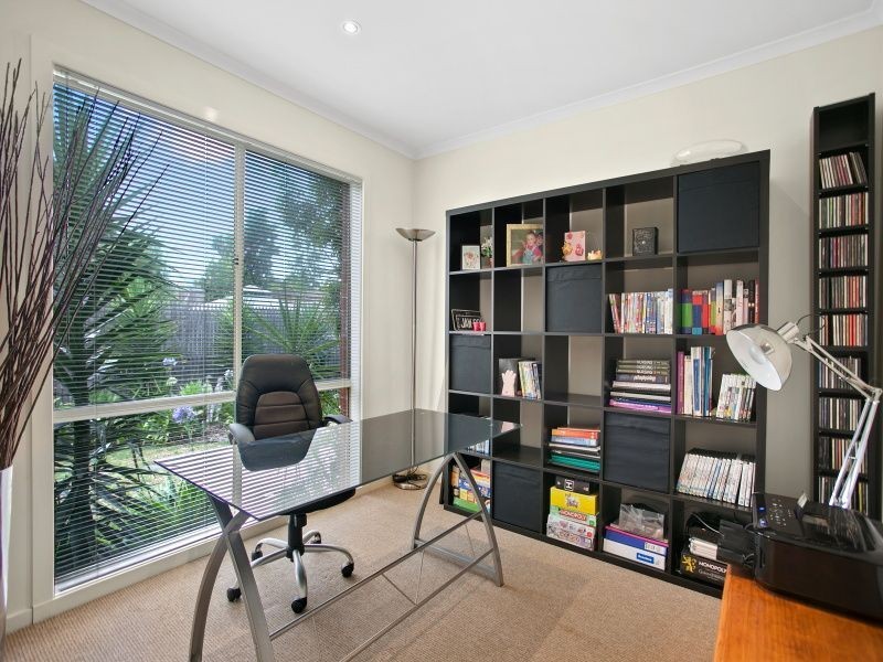 5/2 Edward St, Langwarrin VIC 3910