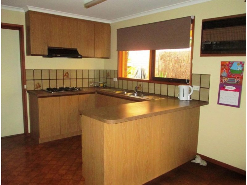 1 Birch Crt, Langwarrin VIC 3910