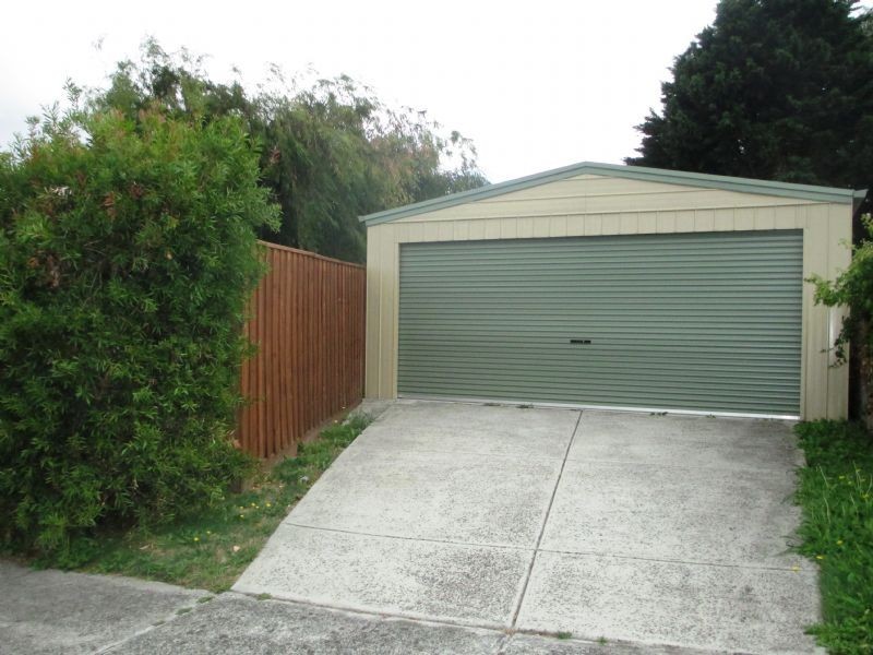 1 Birch Crt, Langwarrin VIC 3910