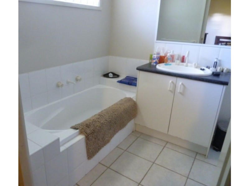 5/3-5 Knott Court, Langwarrin VIC 3910