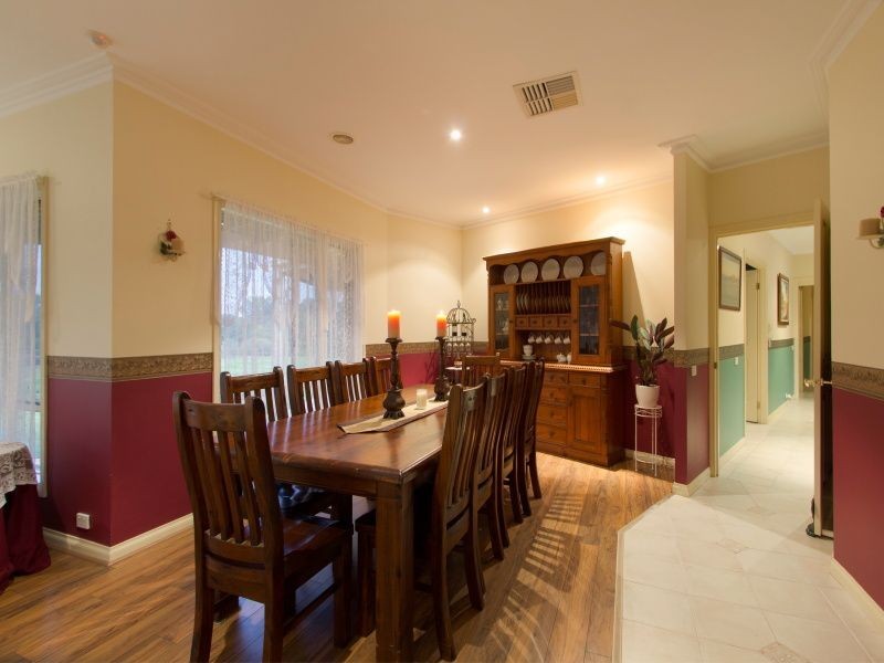 2 Bridgewater Court, Langwarrin VIC 3910