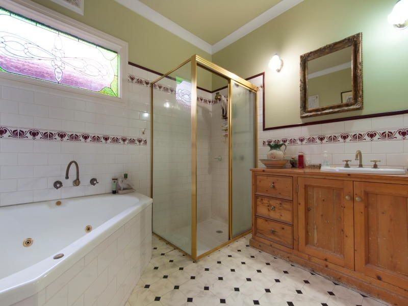 11 Eric Court, Langwarrin VIC 3910