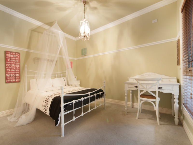 11 Eric Court, Langwarrin VIC 3910