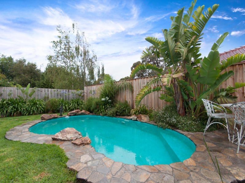 11 Eric Court, Langwarrin VIC 3910