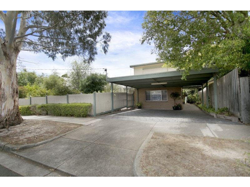 16 Lloyd St, Langwarrin VIC 3910