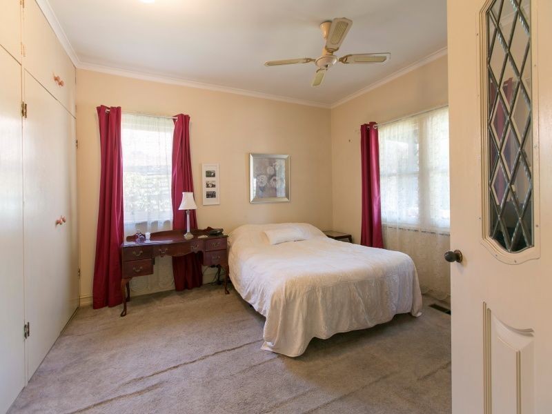 73 Playne St, Frankston VIC 3199