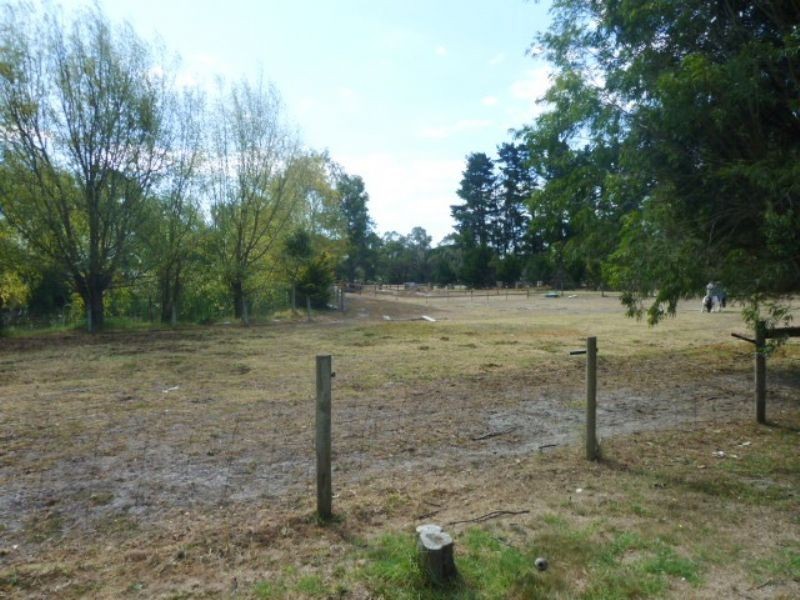 12 Pearcedale Road, Pearcedale VIC 3912