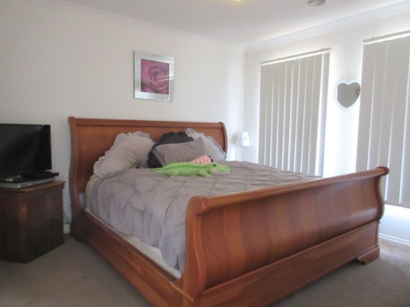 12 Southampton Drive, Langwarrin VIC 3910