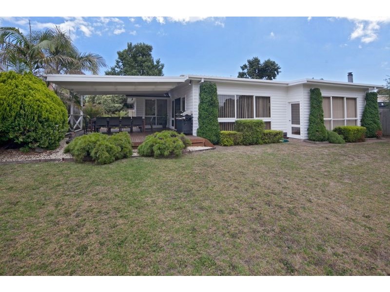 17 Station Crescent, Baxter VIC 3911