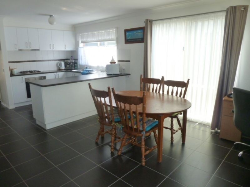 18 Newcastle Way, Langwarrin VIC 3910