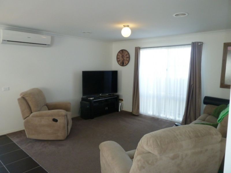 18 Newcastle Way, Langwarrin VIC 3910