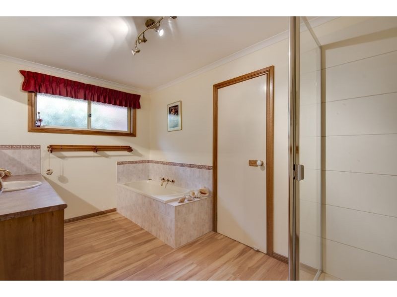 7 Knott Court, Langwarrin VIC 3910
