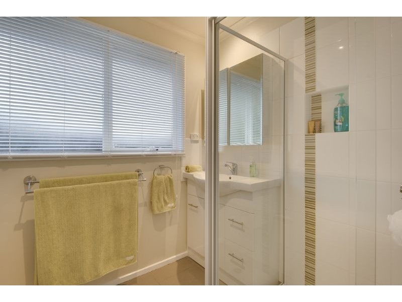 33 Dunn Crescent, Langwarrin VIC 3910