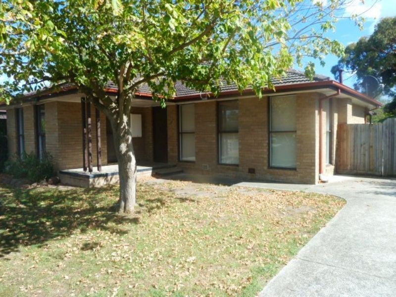 13 Carramar Drive, Frankston VIC 3199