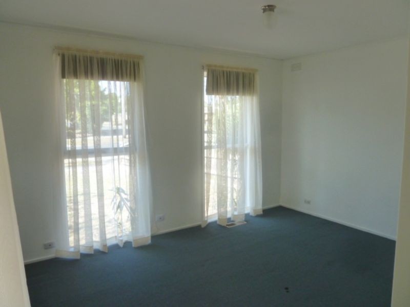 13 Carramar Drive, Frankston VIC 3199