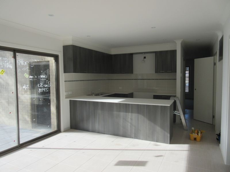 5a Larch Street, Langwarrin VIC 3910