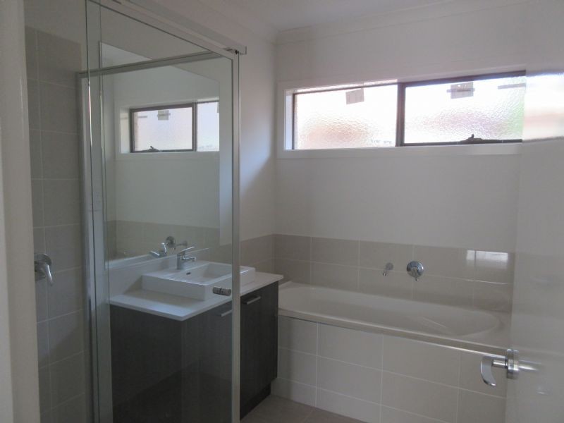 5a Larch Street, Langwarrin VIC 3910