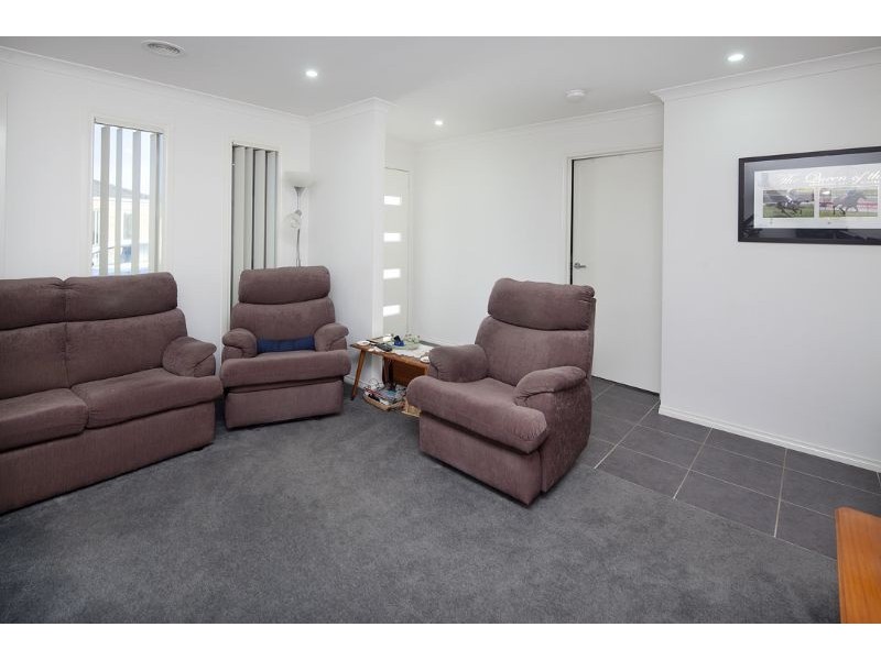 21 Southampton Drive, Langwarrin VIC 3910