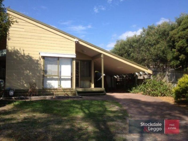 4 Melaleuca Crescent, Langwarrin VIC 3910