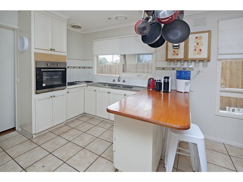 2 Knott Court, Langwarrin VIC 3910