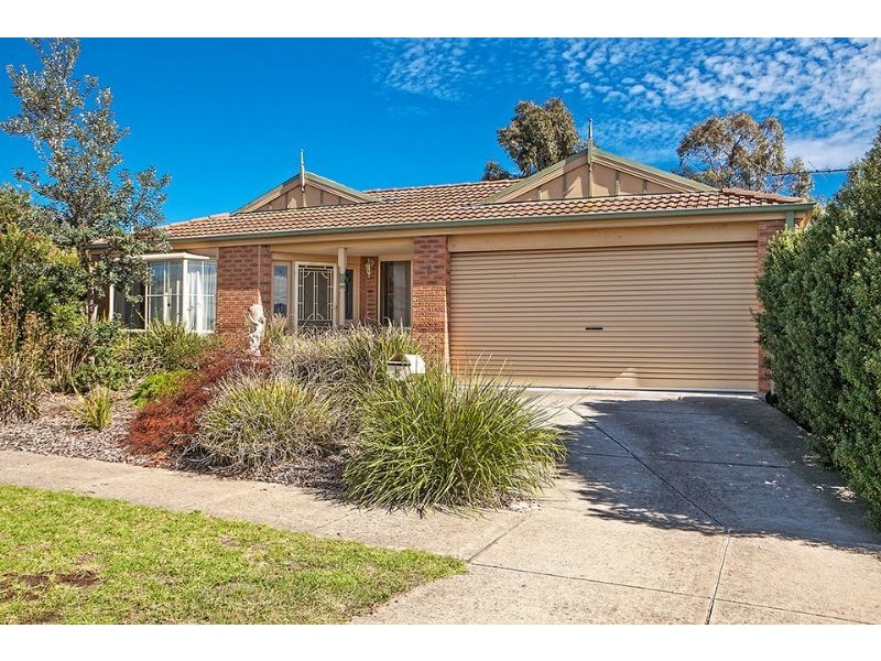 Skye VIC 3977