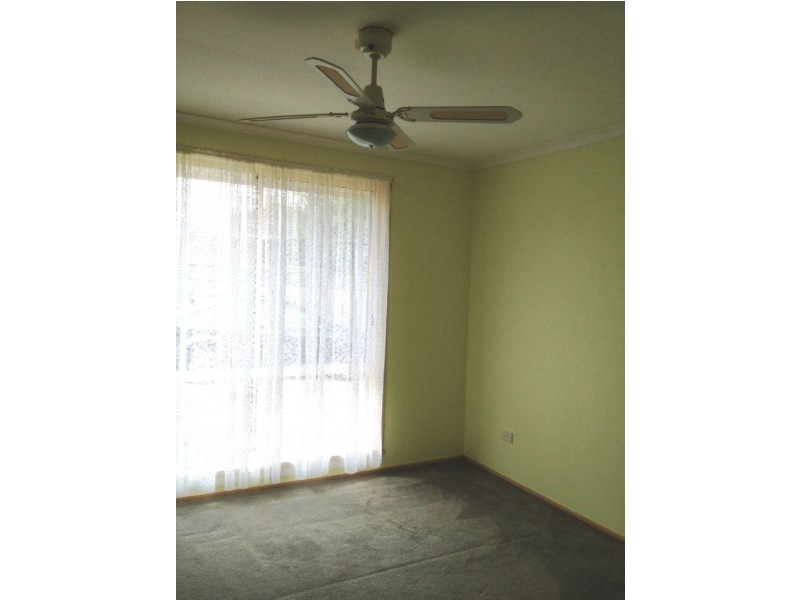 8/5 Pinewood Drive, Carrum Downs VIC 3201