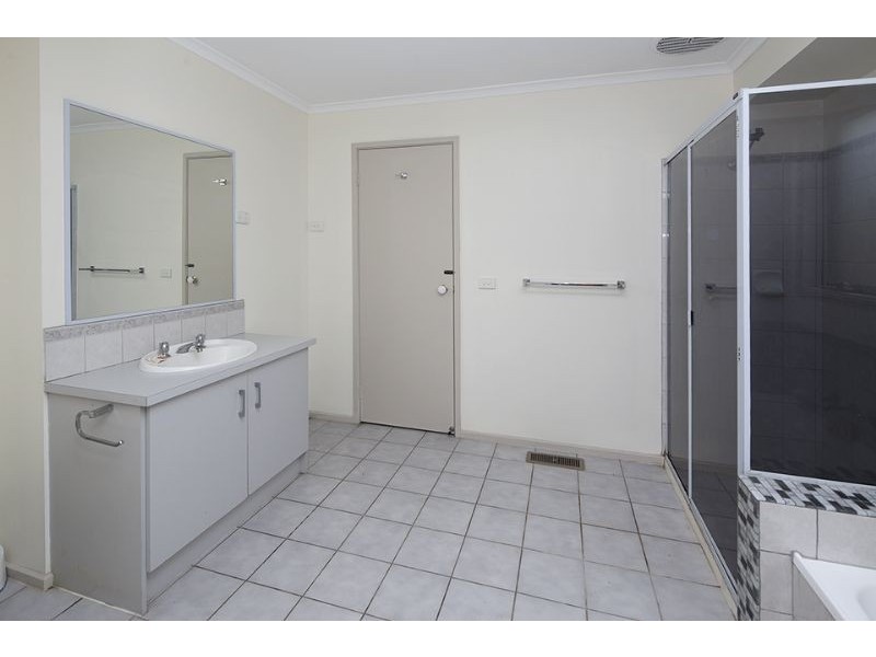 80 Quarry Road, Langwarrin VIC 3910